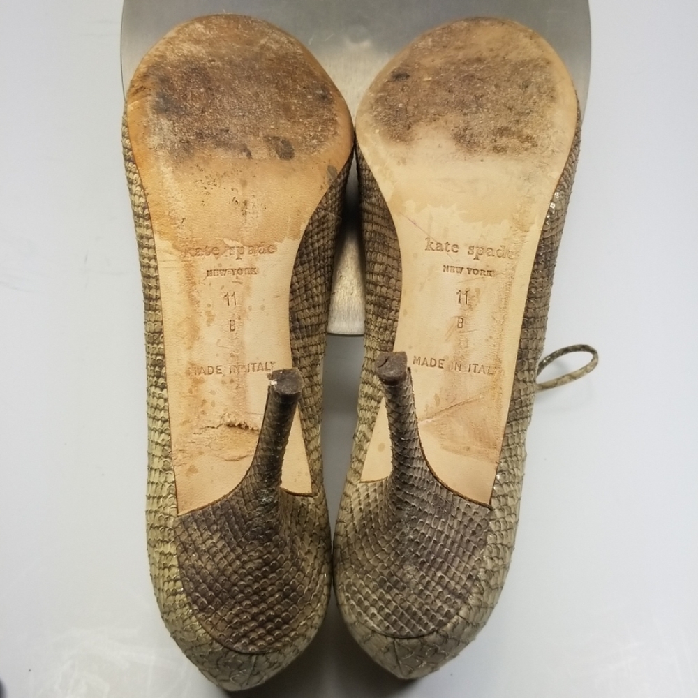 Kate Spade Snake Embossed Leather Shoes - Picture 7 of 8
